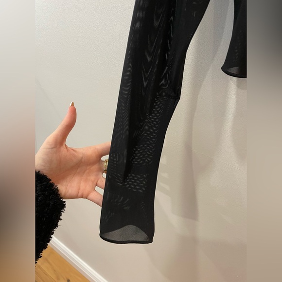 NWOT Alo  Gather Long Sleeve Sheer - Picture 7 of 7